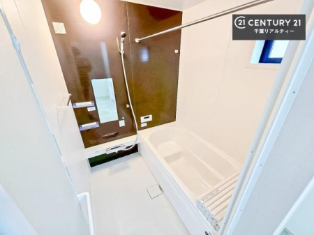 ���� �������������l�̕��͋C�̃o�X���[���́A�����o�Ă��ăo�X�^�C�����[���I
���d���撣���Ă��邲�J���ɂ��D�݂̓����̓����܂����āA�y����ł݂Ă͂������ł��傤���H