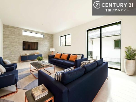 ���r���O �Ƌ��CG�p�[�X�ł��B�J�����̂���L�XLDK�I�\�t�@�[��_�C�j���O�e�[�u����u���Ă������ɂȂ�Ȃ��̂ŉ��K�ɉ߂����܂��I�R�~���j�P�[�V���������₷�����r���O�ł��I