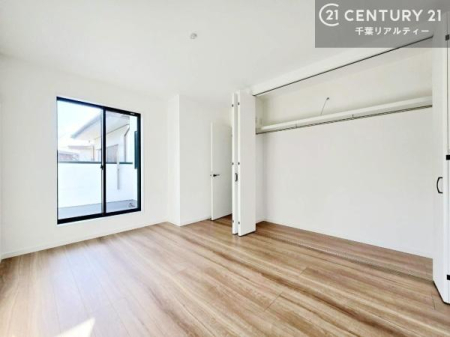 �Q�� �o���R�j�[�ɖʂ��Ă���m���ł��B���邭�����肪����A���C����������ł��܂��I���N���āA�O�ɏo�Ĕw�L�т����[�ċz�����ǂ������}������邱�Ƃ��ł��܂��B