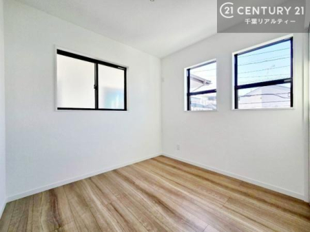 �m�� 2�ʍ̌����m�ۂ������邢�����́A���ʂ����ǂ��A���邭��ϋ��S�n�̗ǂ���ԂƂȂ��Ă���܂��B�����b�N�X���ĉ߂�����S�n�̗ǂ��������ł��I