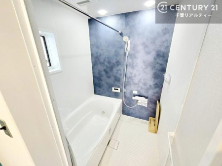 ���� �������������l�̕��͋C�̃o�X���[���́A�����o�Ă��ăo�X�^�C�����[���I
���d���撣���Ă��邲�J���ɂ��D�݂̍���̓����܂����āA�y����ł݂Ă͂������ł��傤���H