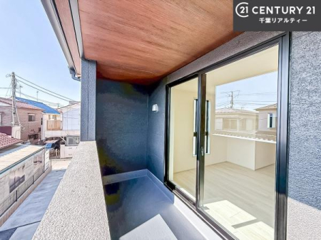 �Z�˂���̒��]�ʐ^ ������������Z��X�ł��I���͂ɂ͍����������Ȃ��A�󂪍L���J����������A�z�������傫���Ղ��邱�Ƃ�����܂���I�C�����̗ǂ������ʂ蔲����X���݂ł��I