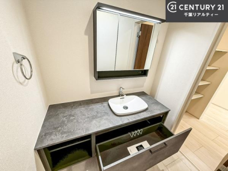 ���ʑ�E���ʏ� ���[�����Ղ�̐��ʎ��I���p�i�̃X�g�b�N��o�X�^�I�����X�b�L���Ǝ��[�ł��Ď��o���₷���I����肪�X�b�L���Еt���ċC�����̗ǂ���ԁI