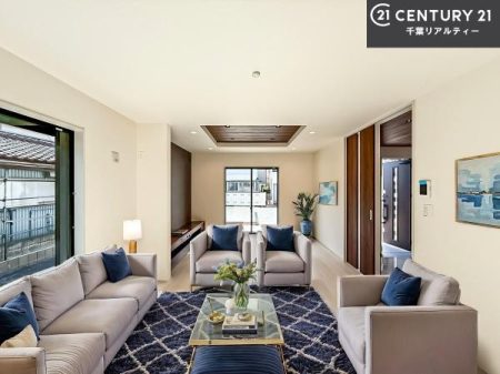 ���r���O �Ƌ��CG�p�[�X�ł��B�J�����̂���L�XLDK�I�\�t�@�[��_�C�j���O�e�[�u����u���Ă������ɂȂ�Ȃ��̂ŉ��K�ɉ߂����܂��I�R�~���j�P�[�V���������₷�����r���O�ł��I