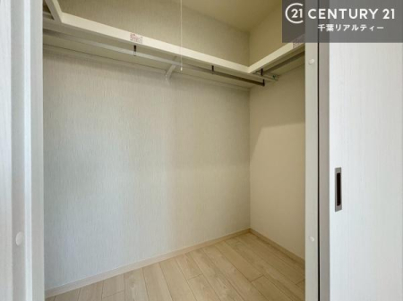 ���[ �E�H�[�N�C���N���[�[�b�g�t���ł��B��������̂��m���Ȃǂ����[���Ă��������ł��ˁI���ɂ���@�������ȂǋG�ߕ��̑傫�ȉƓd�����[�ł��܂��I