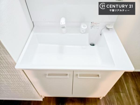 ���ʑ�E���ʏ� �[�����ʑ�{�E���́A�������˂ɂ����̂ł�����ꂪ�y�X�I���������ۂĂ܂��I
�L���C�Ȑ��ʏ��Ŏ��������̃��`�x�[�V�������オ��܂��ˁI