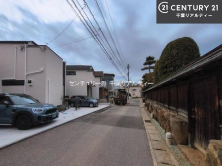 �O�ʓ��H�܂ތ��n�ʐ^ ���ӊ���A���q�l�̂���]�ɍ������������ꏏ�ɂ��ē���v���܂��B�Z��[���A�h�o�C�U�[�ɂ�邲���k������܂��B���Ђ͂��₢���킹�ɑ��Ή����܂��I���҂������܂���I