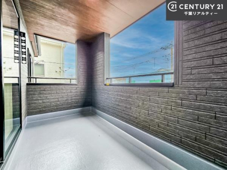 �o���R�j�[ �z������ǍD�ȃo���R�j�[�ł��I���ꂽ���ɂ͐�������n����J���I�Ȏ��Ԃ��y���߂܂��B
