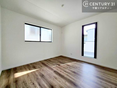 �Q�� �o���R�j�[�ɖʂ��Ă���m���ł��B���邭�����肪����A���C����������ł��܂��I���N���āA�O�ɏo�Ĕw�L�т����[�ċz�����ǂ������}������邱�Ƃ��ł��܂��B