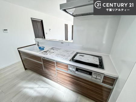 �L�b�`�� �R�����͎O������̂ł������̓����i�s���ł��܂��B
�������O�����t���ł��B�����X�y�[�X���L�X���Ă���׍�Ƃ����₷���I�g�����肪�ǂ��V�X�e���L�b�`���ł��I