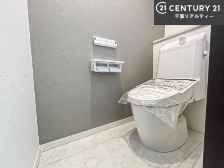 �g�C�� �������֍��ɂ��A�~��͕֍����g�����ł���̂ŗ₽���֍��ɍ��炸�ɍςފ������d�l�ł��I�V���v���ȃJ���[����Ƃ��Ă���̂ŁA������ꂪ���₷���ł��B