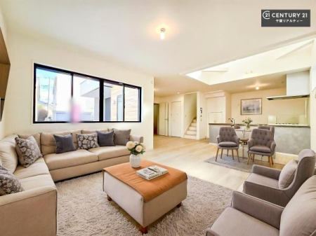 ���r���O �Ƌ��CG�p�[�X�ł��B�L�X�_�C�j���O�X�y�[�X�I������肨�H���B�΂��������y�������Ԃ��߂����܂��B���X�̔���������܂��I