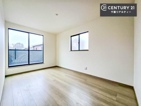 �Q�� �o���R�j�[�ɖʂ��Ă���m���ł��B���邭�����肪����A���C����������ł��܂��I���N���āA�O�ɏo�Ĕw�L�т����[�ċz�����ǂ������}������邱�Ƃ��ł��܂��B