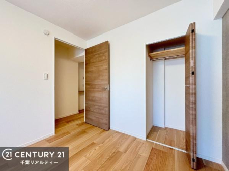 �m�� ���邢�����́A���ʂ����ǂ��A���邭��ϋ��S�n�̗ǂ���ԂƂȂ��Ă���܂��B�����b�N�X���ĉ߂�����S�n�̗ǂ��������ł��I���̖ڊo�߂��X�b�L�����܂��ˁI