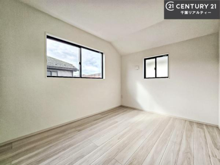 �q������ �|���o�������Ȃ��������́A���q�l�̂������Ƃ��Ă����S�ł��I
���[�X�y�[�X���[�����Ă���̂ŎU�炩�������������T�b�ƕЕt�����܂��I