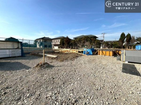 ���ԏ� ���ԃX�y�[�X��2�䕪����܂��I�Z�J���h�J�[�͂������A�o�C�N�⎩�]�ԂȂǂ��u���ꏊ�ɍ���܂���B