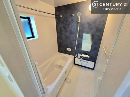 ���� 1���̔�����������Ɩ����Ă���闁���ł��B
�������̑f�G�ȃ����N�[�[�V�����ꏊ�ł��I