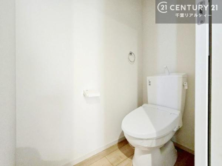 �g�C�� �������֍��ɂ��A�~��͕֍����g�����ł���̂ŗ₽���֍��ɍ��炸�ɍςފ������d�l�ł��I�V���v���ȃJ���[����Ƃ��Ă���̂ŁA������ꂪ���₷���ł��B