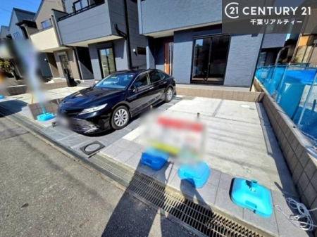 ���ԏ� ���ԃX�y�[�X��2�䕪����܂��I�Z�J���h�J�[�͂������A�o�C�N�⎩�]�ԂȂǂ��u���ꏊ�ɍ���܂���B