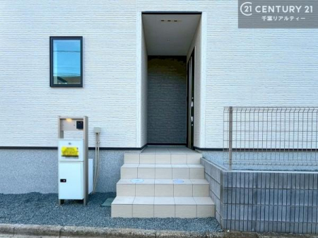 ���̑� ���낢��Ȃ���]���������܂�����A���q�l�̂��v�]���ǂ��ǂ������������������B
���Ђ̐��X�^�b�t���e�ؒ��J�ɂ������������܂��I