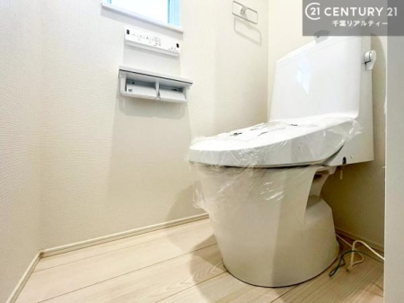 �g�C�� �������֍��ɂ��A�~��͕֍����g�����ł���̂ŗ₽���֍��ɍ��炸�ɍςފ������d�l�ł��I
