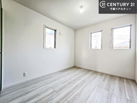 �m�� 2�ʍ̌����m�ۂ������邢�����́A���ʂ����ǂ��A���邭��ϋ��S�n�̗ǂ���ԂƂȂ��Ă���܂��B�����b�N�X���ĉ߂�����S�n�̗ǂ��������ł��I���̖ڊo�߂��X�b�L�����܂��ˁI