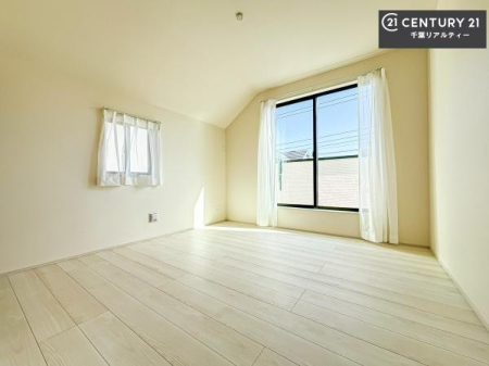 ���r���O�ȊO�̋��� ���邢�����́A���ʂ����ǂ��A���邭��ϋ��S�n�̗ǂ���ԂƂȂ��Ă���܂��B�����b�N�X���ĉ߂�����S�n�̗ǂ��������ł��I