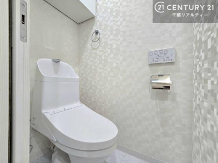 �g�C�� �������֍��ɂ��A�~��͕֍����g�����ł���̂ŗ₽���֍��ɍ��炸�ɍςފ������d�l�ł��I�V���v���ȃJ���[����Ƃ��Ă���̂ŁA������ꂪ���₷���ł��B