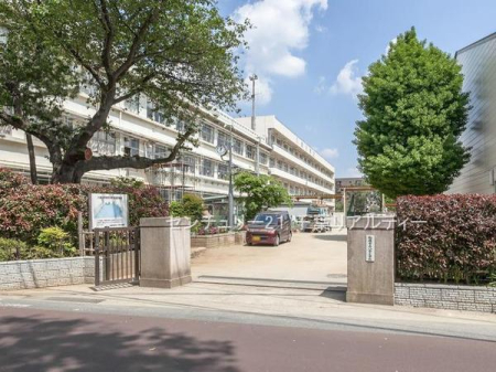 ���ӊ� �y���w�Z�z�D���s�����h���w�Z�F1200m