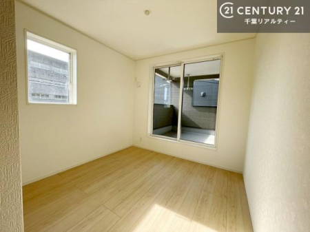 �Q�� �o���R�j�[�ɖʂ��Ă���m���ł��B���邭�����肪����A���C����������ł��܂��I���N���āA�O�ɏo�Ĕw�L�т����[�ċz�����ǂ������}������邱�Ƃ��ł��܂��B