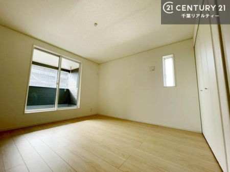 �Q�� �D���������������ޗm���́A���̖ڊo�߂��C�������ǂ������ł��ˁB���������Ԃ��������Ɖ߂������Ƃ��ł��܂��B�D�����F�����̃t���[�����O���ǂ�ȉƋ�ɂ��}�b�`���܂��I