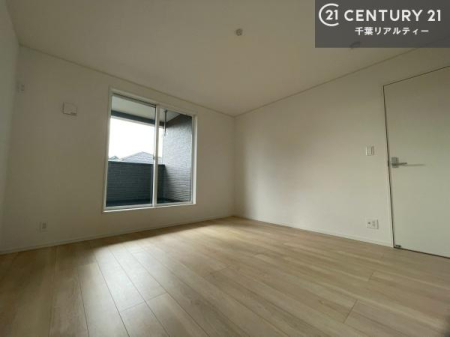 �Q�� �o���R�j�[�ɖʂ��Ă���m���ł��B���邭�����肪����A���C����������ł��܂��I���N���āA�O�ɏo�Ĕw�L�т����[�ċz�����ǂ������}������邱�Ƃ��ł��܂��B