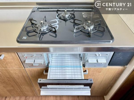 �L�b�`�� �R�����͎O������̂ł������̓����i�s���ł��܂��B
�������O�����t���ł��B�����X�y�[�X���L�X���Ă���׍�Ƃ����₷���I�g�����肪�ǂ��V�X�e���L�b�`���ł��I