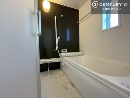 ���� �L�X�o�X�ň���̔������t���b�V���B�����L�΂���̂ŁA�����ɂ��������ƐZ����܂��ˁI�����̃o�X�^�C�����y���݂ɂȂ�܂��B