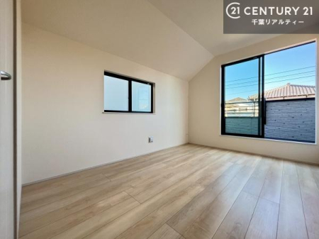 �Q�� �o���R�j�[�ɖʂ��Ă���m���ł��B���邭�����肪����A���C����������ł��܂��I���N���āA�O�ɏo�Ĕw�L�т����[�ċz�����ǂ������}������邱�Ƃ��ł��܂��B