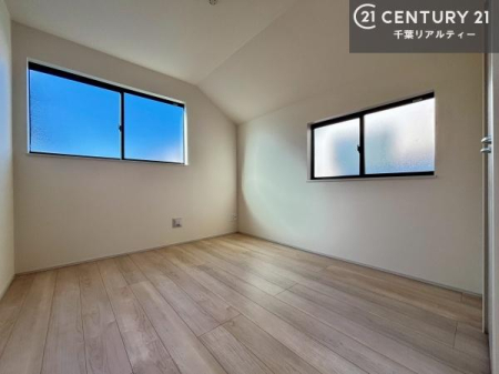 �q������ �V���v���Ƀf�U�C������Ă��邽�߁A�Ƌ��I�т܂���I
���C�ɓ���̉Ƌ��u���Ă��낰���Ԃ���邱�Ƃ��ł��܂��B
