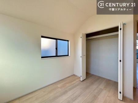 ���[ �����Ղ�̎��[�X�y�[�X�ŁA��炵���������萮���Z�܂��B�Ƒ��̉ו������ꂢ�ɕЕt���A���������K�ɉ߂����܂��B