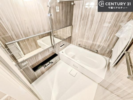 ���� �������������l�̕��͋C�̃o�X���[���́A�V�b�N�ȃf�U�C���Ńo�X�^�C�����[���I
���d���撣���Ă��邲�J���ɂ��D�݂̓����̓����܂����āA�y����ł݂Ă͂������ł��傤���H