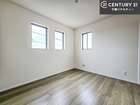 �q������ �|���o�������Ȃ��������́A���q�l�̂������Ƃ��Ă����S�ł��I
���[�X�y�[�X���[�����Ă���̂ŎU�炩�������������T�b�ƕЕt�����܂��I