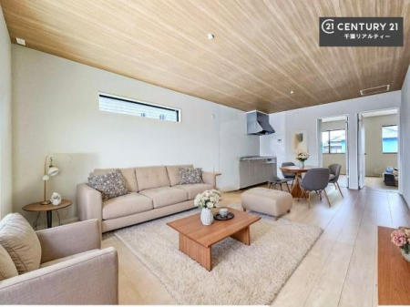 ���r���O �Ƌ��CG�p�[�X�ł��B�L�X�_�C�j���O�X�y�[�X�I������肨�H���B�΂��������y�������Ԃ��߂����܂��B���X�̔���������܂��I