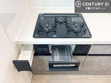 �L�b�`�� �R�����͎O������̂ł������̓����i�s���ł��܂��B
�������O�����t���ł��B�����X�y�[�X���L�X���Ă���׍�Ƃ����₷���I�g�����肪�ǂ��V�X�e���L�b�`���ł��I