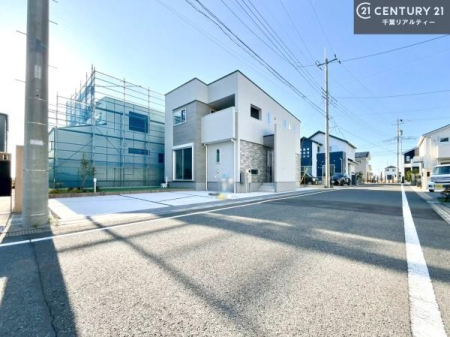 �O�ʓ��H�܂ތ��n�ʐ^ ���ӊ���A���q�l�̂���]�ɍ������������ꏏ�ɂ��ē���v���܂��B�Z��[���A�h�o�C�U�[�ɂ�邲���k������܂��B���Ђ͂��₢���킹�ɑ��Ή����܂��I���҂������܂���I