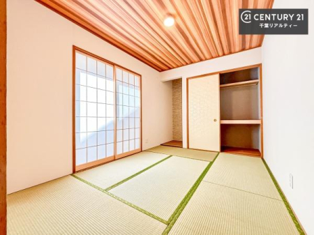 �a�� ���r���O�Ɨאڂ����a���ł��I�Ǝ��̋x�e�X�y�[�X��L�b�Y�X�y�[�X�Ƃ��Ċ��p����̂��悳�����ł��ˁI
�a���̎g�����͖�����I