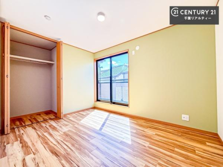 ���r���O�ȊO�̋��� �V���v���Ƀf�U�C������Ă��邽�߁A�Ƌ��I�т܂���I
���C�ɓ���̉Ƌ��u���Ă��낰���Ԃ���邱�Ƃ��ł��܂��B