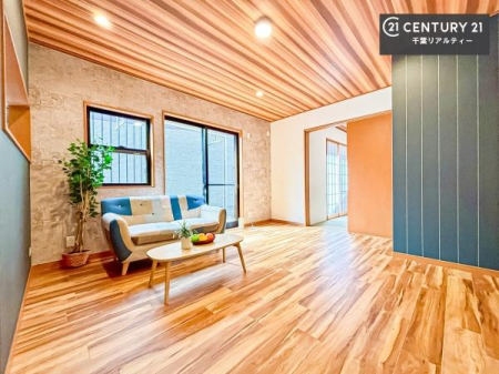 ���r���O �傫�ȑ����炽���Ղ�̗z���������閾�邢���r���O�B�J�����̂��郊�r���O�ŉƑ��c���̂��났�̎��Ԃ��߂����܂��I�����w�\�ł��I���񌻒n�ŗz������Ȃǂ��̊����������܂��I