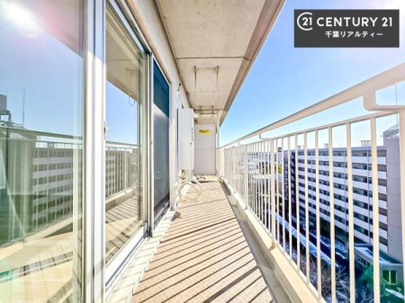 �o���R�j�[ �z������̗ǂ��o���R�j�[�ŁA�����󕨂��悭���������ł��ˁI
���V�C�̗ǂ����ɂ̓o���R�j�[�֏o�ă��t���b�V������̂��C�����悳�����ł��B