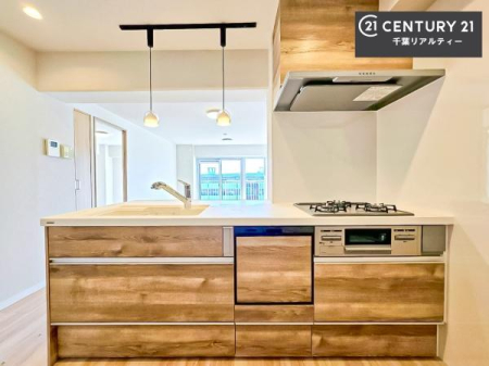 �L�b�`�� ���[�X�y�[�X���L�x�ŁA�����X�y�[�X���X�b�L���ƕЕt���Ђ�`�����p�ł��܂��I
���K�ɍ�Ƃ��ł��܂��I�����̗���������܂��I