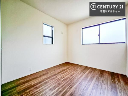 �m�� 2�ʍ̌����m�ۂ������邢�����́A���ʂ����ǂ��A���邭��ϋ��S�n�̗ǂ���ԂƂȂ��Ă���܂��B�����b�N�X���ĉ߂�����S�n�̗ǂ��������ł��I