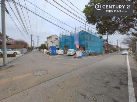 �O�ʓ��H�܂ތ��n�ʐ^ ���ӊ���A���q�l�̂���]�ɍ������������ꏏ�ɂ��ē���v���܂��B�Z��[���A�h�o�C�U�[�ɂ�邲���k������܂��B���Ђ͂��₢���킹�ɑ��Ή����܂��I���҂������܂���I