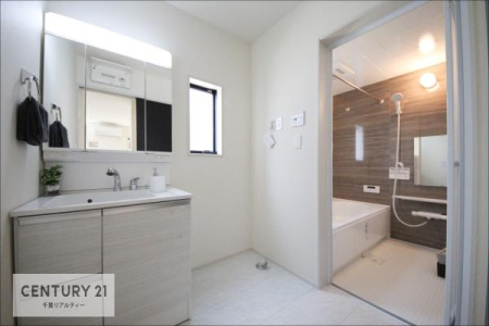 ���ʑ�E���ʏ� �y���d�l�z�����t���̖��邢���ʎ��ł��I���C�������ɓ���ւ����ł��Đ����ɕۂ��Ƃ��ł��܂��I���R�����������ނ̂ł����ς̎d�オ����ǂ��Ȃ�܂��ˁI